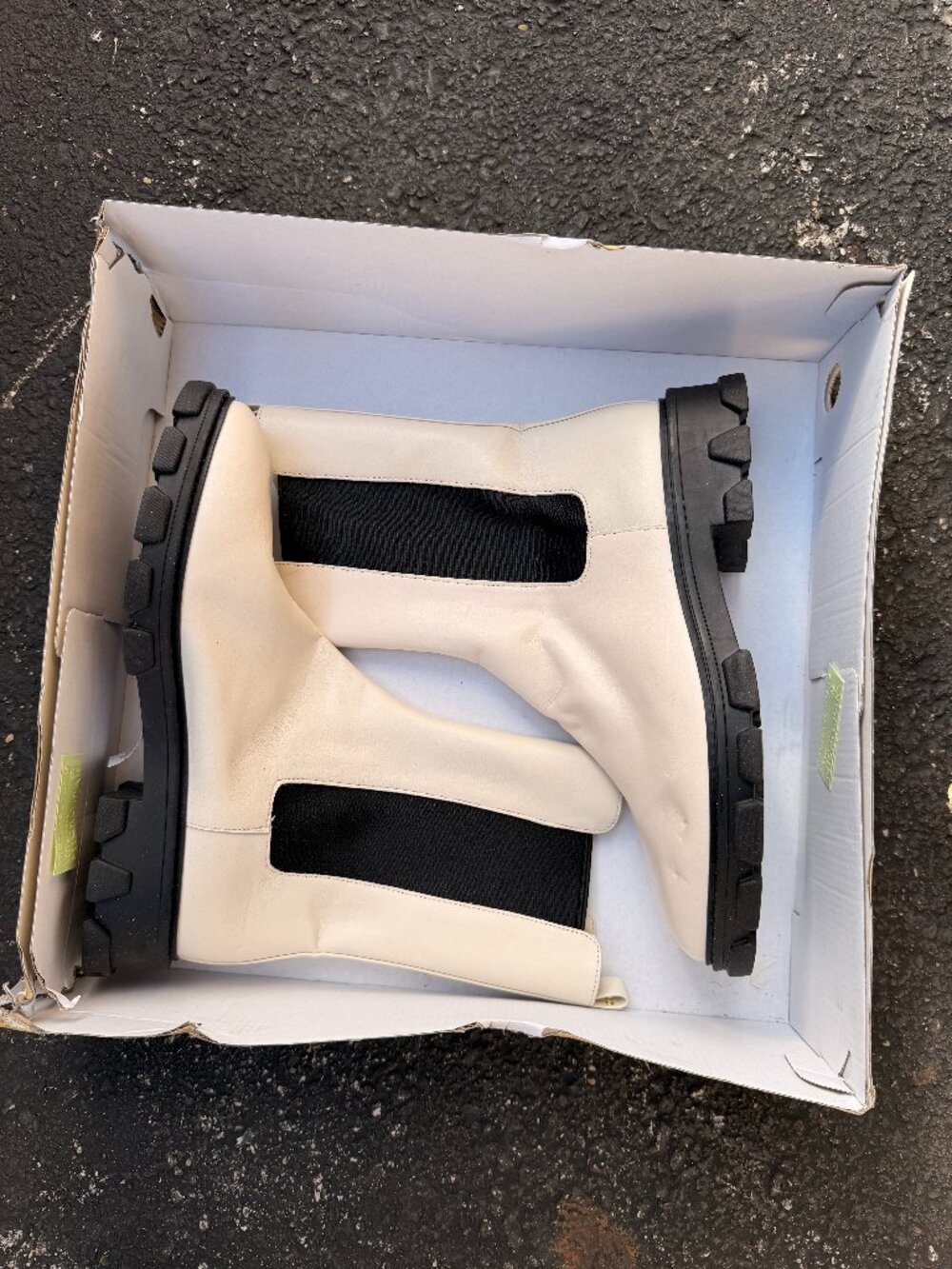 New Michael Kors White Leather Ridley Chelsea Boots Women's Size 9